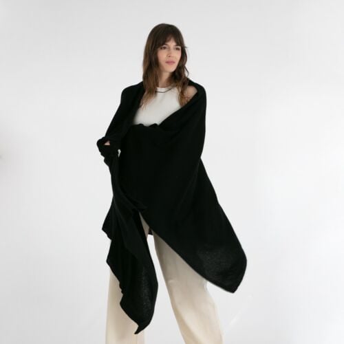 Black cashmere wrap