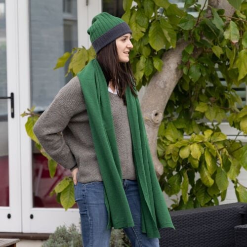 Mini Vetiver green cashmere scarf