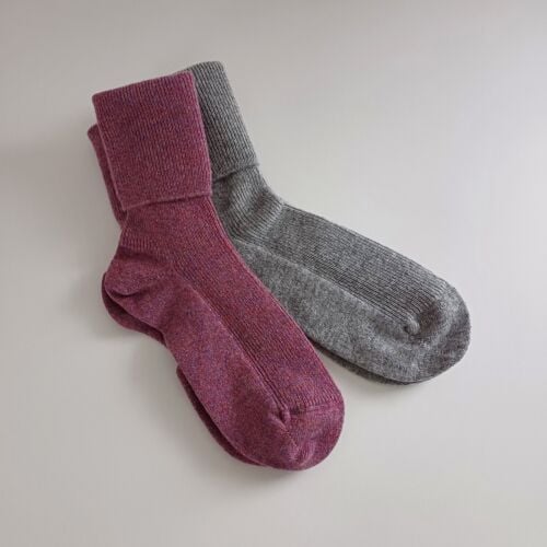 Toasty Women's Heather Pink/Grey Cashmere Socks Set