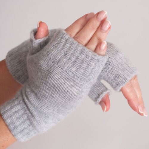 Braemar Grey Cashmere Fingerless Gloves