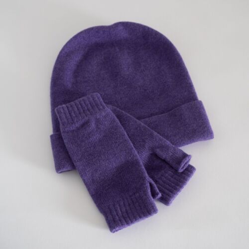 Winter Warmer Women's Purple Cashmere Hat and Gloves Set