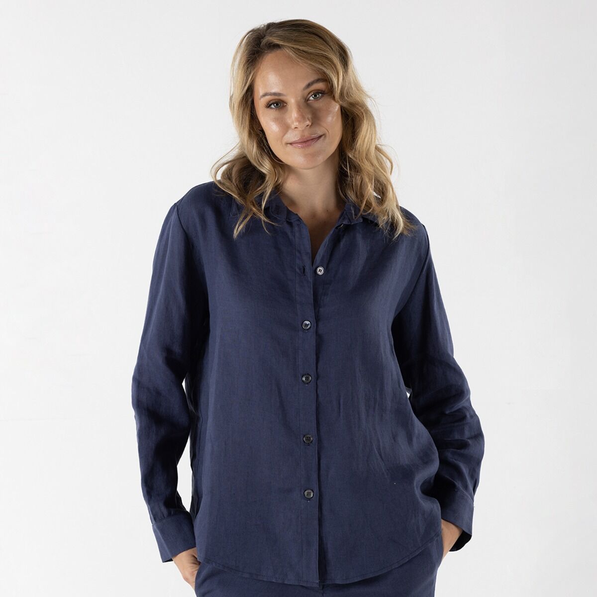 Connswater Navy Linen Loungewear Shirt | The Travelwrap Company