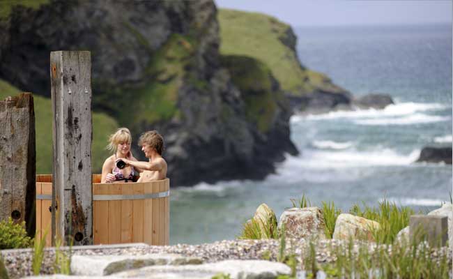 Cliff-top hot tub, The Scarlet, Cornwall