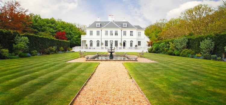 England's most glamorous holiday homes by Maggie O'Sullivan Image