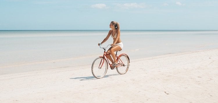 Sun, sea & cycling Image